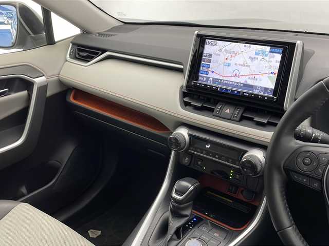 トヨタ ＲＡＶ４ アドベンチャー 長野県 2021(令3)年 2.1万km アーバンカーキ 4WD/ALPINE9型ナビ&フルセグTV&CD&DVD&USB&BT/トヨタセーフティセンス/アダプティブクルーズコントロール/レーントレーシングアシスト/プリクラッシュセーフティ/ブラインドスポットモニター/コーナーセンサー/リアクロストラフィックアラート/パーキングサポートブレーキ/ロードサインアシスト/オートマチックハイビーム/先行車発進告知/パワーバックドア/ハーフレザーシート/前席エアシート/前席シートヒーター/運転席パワーシート/ステアリングスイッチ/ステアリングヒーター/バックカメラ/ビルトインETC/LEDヘッドライト/オートライト/フロントフォグランプ/電動格納ミラー/ウィンカーミラー/ドアミラーヒーター/電動ホールド/オートホールド/純正19インチAW装着/純正フロアマット/置くだけ充電/ルーフレール/プッシュスタート/スマートキー/スペアキー1本/取扱説明書/新車保証書