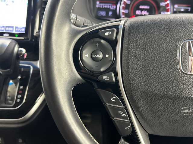 ホンダ オデッセイ アブソルート・EXホンダセンジング 愛知県 2018(平30)年 7.2万km プレミアムヴィーナスブラックP 禁煙車/純正9インチナビ/（CD/DVD/Bluetooth/フルセグTV/HDMI/USB)/全方位カメラ/フリップダウンモニター/AC100V電源/ホンダセンシング/・衝突軽減ブレーキ/・誤発進抑制機能/・レーンキープアシスト/・先行車発進お知らせ機能/・アダプティブクルーズコントロール/・ブラインドスポットモニター/パーキングアシスト/ETC2.0/本革シート/パワーシート/メモリシート/オットマン/シートヒーター/両側パワースライドドア/パドルシフト/アイドリングストップ/純正18インチアルミホイール/スマートキー/スペアキー1本/プッシュスタート/LEDヘッドライト/フロントフォグランプ/純正フロアマット/横滑り防止装置/電動格納ミラー