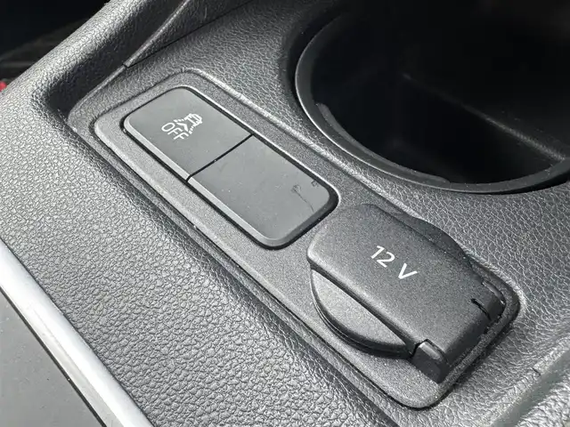 フォルクスワーゲン アップ！ ムーブアップ！ 三重県 2013(平25)年 4万km トルネードレッド パナソニックポータブルナビ/バックカメラ/ETC/ドライブレコーダー前後/純正15インチアルミホイール/純正オーディオ/純正フロアマット/シートリフター /キーレスキー