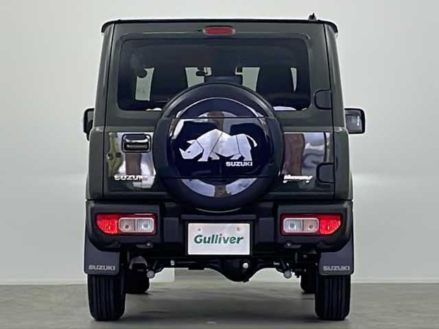 スズキ ジムニー XC 大阪府 2025(令7)年 1.1万km ジャングルグリーン ワンオーナー/社外ディスプレイオーディオ(carrozzeria/DMH-SF900)/【Bluetooth/AppleCarPlay/AndroidAuto/HDMI】/carrozzeriaデジタルインナーミラー/ヘッドライトウォッシャー/ヒーテッドミラー/マッドフラップ/スペアタイヤカバー(ハードタイプ)/デュアルセンサーブレーキサポート/前方衝突警報機能/前方衝突被害軽減ブレーキアシスト機能/自動ブレーキ機能/ヒルホールドコントロール/ヒルディセントコントロール/ハイビームアシスト/後コーナーセンサー/前席シートヒーター/LEDヘッドライト/純正16インチアルミホイール/保証書/取扱説明書/点検記録簿/スマートキー/スペアキー1本