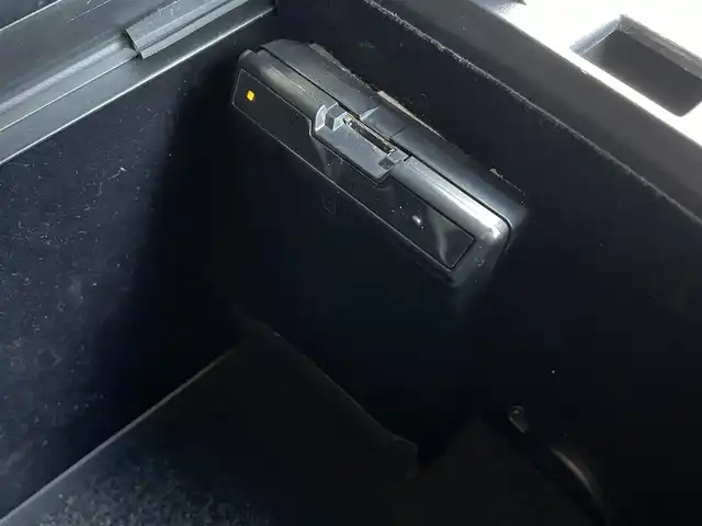 トヨタ クラウン ハイブリッド アスリートS 千葉県 2013(平25)年 7.2万km ホワイトパールクリスタルシャイン プリクラッシュセーフティー/インテリジェントクリアランスソナー/純正メーカーオプションHDDナビ/・CD/DVD/MSV/Bluetooth/フルセグTV/バックカメラ/レーダークルーズコントロール/前席パワーシート/前席シートヒーター/ステアリングヒーター/前後コーナーセンサー/スマートキー/純正キセノンヘッドライト/フォグランプ/純正ドライブレコーダー/ビルトインETC/純正17インチアルミホイール/本革巻きステアリング/ドアバイザー/サイド＆カーテンエアバッグ/新車時保証書＆取扱説明書