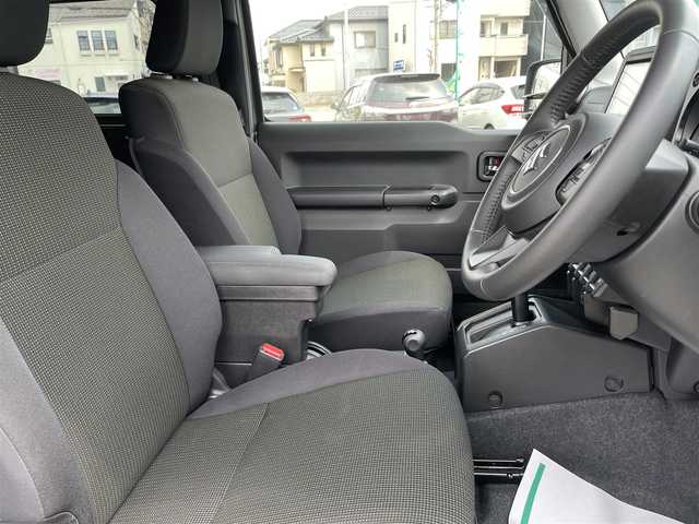 スズキ ジムニー シエラ JC 石川県 2024(令6)年 1.5万km Ｄグリーン 4WD/社外メモリーナビ/フルセグTV/バックカメラ/レーダーブレーキ/純正アルミホイール/スマートキー/プッシュスタート/電動ミラー/クルーズコントロール/マッドフラップ/LEDヘッドライト/ETC
