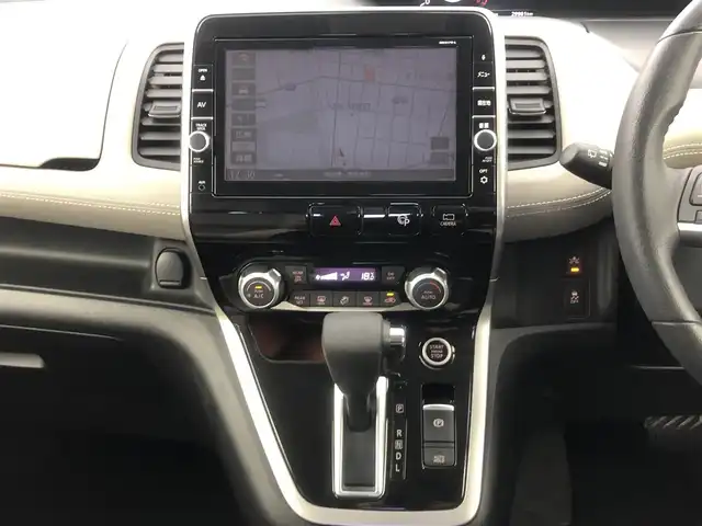 日産 セレナ アンシャンテ 愛知県 2018(平30)年 3万km マルーンレッド 2トーン プロパイロット/純正ナビ/全方位カメラ/両側パワースライドドア/ドライブレコーダー/福祉車両/オートホールド/サンシェード/ドアバイザー/純正フロアマット/純正AW/DVD/ブルーレイ/フルセグTV/USB端子入力あり/シガーソケット