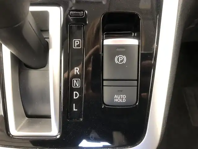 日産 セレナ アンシャンテ 愛知県 2018(平30)年 3万km マルーンレッド 2トーン プロパイロット/純正ナビ/全方位カメラ/両側パワースライドドア/ドライブレコーダー/福祉車両/オートホールド/サンシェード/ドアバイザー/純正フロアマット/純正AW/DVD/ブルーレイ/フルセグTV/USB端子入力あり/シガーソケット