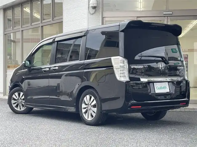 ホンダ ステップワゴン スパーダ Z インターナビセレ 神奈川県 2012(平24)年 9.2万km プレミアムスパークルブラックパール 純正HDDインターナビ/ DVD/CD/HDD/FM/AM/バックカメラ/ビルトインETC/クルーズコントロール/両側パワースライドドア/スマートキー/純正フロアマット/オートライト/HIDヘッドライト/フォグランプ/純正１６インチAW/ドアバイザー/保証書/取扱説明書