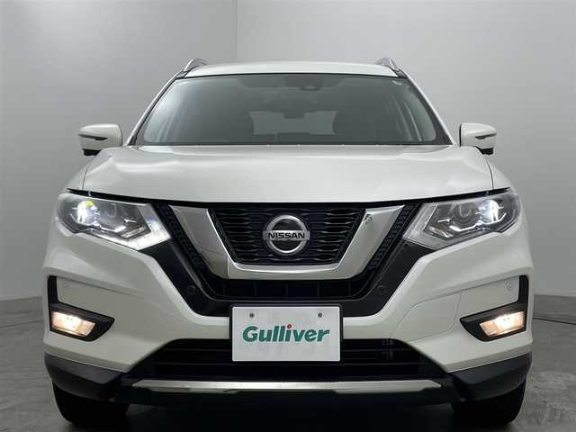 日産 エクストレイル 20Xi Vセレクション 岡山県 2020(令2)年 5.4万km ブリリアントホワイトパール プロパイロット/アラウンドビューモニター/デジタルインナーミラー/本革シート/7人乗り/純正９インチナビ/【Bluetooth/フルセグTV/AUX】/ルーフレール/衝突軽減ブレーキ/前席パワーシート/前席シートヒーター　/ビルトインＥＴＣ/ＬＥＤヘッドライト/オートハイビーム/純正ドライブレコーダー（前）/純正フロアマット/踏み間違い防止/オートブレーキホールド/ブラインドスポットモニター/ISOFIX/ステアリングスイッチ/シートリフター/ウインカーミラー/新車保証書/取扱説明書/スペアキー×1