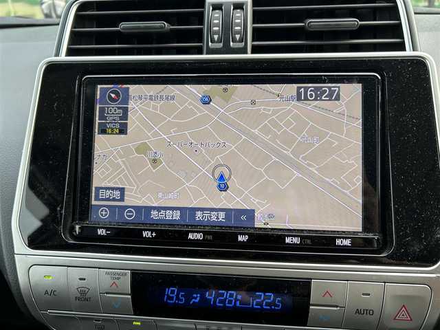 トヨタ ランドクルーザー プラド TX 香川県 2020(令2)年 7.3万km グレーメタリック 登録時走行距離：72095km/禁煙車　/純正ディーラーナビ　/４ＷＤ　/ワンオーナー　/ＥＴＣ　/純正ＡＷ　/ステップ有/バックカメラ　/前方ドラレコ　/ＭＴモード付ＡＴ　/クルコン　/レーンキープアシスト　/取説　/記録簿　/ＬＥＤヘッドライト　/衝突軽減