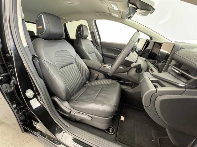 日産 オーラ G レザーエディション 滋賀県 2024(令6)年 0.7万km 黒 禁煙車/プロパイロット/BOSEサウンド/純正9型ナビ/【フルセグTV/Bluetooth//AppleCarPlay/AndroidAuto】/ETC2.0/アラウンドビューモニター/ワイヤレス充電/インテリジェントルームミラー/LEDライト/オートホールド/エマージェンシーブレーキ/レザーシート/スマートキー