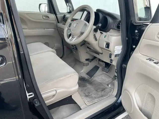 ホンダ Ｎ ＢＯＸ G Lパッケージ 千葉県 2013(平25)年 10.4万km クリスタルブラックパール (株)IDOMが運営する【じしゃロン八千代店】の自社ローン対象車両になります。こちらは現金またはオートローンご利用時の価格です。自社ローンご希望の方は別途その旨お申付け下さい/社外ナビ（CD・DVD）/フルセグテレビ/バックカメラ/ETC