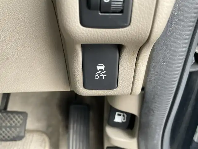 ホンダ Ｎ ＢＯＸ G Lパッケージ 千葉県 2013(平25)年 10.4万km クリスタルブラックパール (株)IDOMが運営する【じしゃロン八千代店】の自社ローン対象車両になります。こちらは現金またはオートローンご利用時の価格です。自社ローンご希望の方は別途その旨お申付け下さい/社外ナビ（CD・DVD）/フルセグテレビ/バックカメラ/ETC