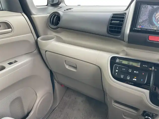 ホンダ Ｎ ＢＯＸ G Lパッケージ 千葉県 2013(平25)年 10.4万km クリスタルブラックパール (株)IDOMが運営する【じしゃロン八千代店】の自社ローン対象車両になります。こちらは現金またはオートローンご利用時の価格です。自社ローンご希望の方は別途その旨お申付け下さい/社外ナビ（CD・DVD）/フルセグテレビ/バックカメラ/ETC