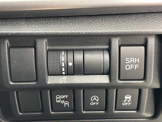 スバル インプレッサ ＸＶ 2．0i－S アイサイト 群馬県 2017(平29)年 3.1万km クリスタルホワイトP 純正８型ナビ　バックカメラ　ＢＳＭ　ＥＴＣ　純正ドラレコ　衝突被害軽減ブレーキ　レーンアシスト　クリアランスソナー　パワーシート　ハーフレザーシート　ＬＥＤヘッドライト　ＳＲＨ　ルーフレール　禁煙車