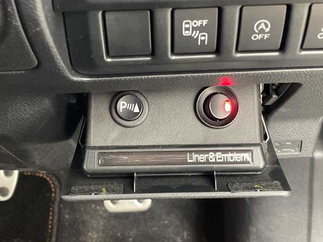 スバル インプレッサ ＸＶ 2．0i－S アイサイト 群馬県 2017(平29)年 3.1万km クリスタルホワイトP 純正８型ナビ　バックカメラ　ＢＳＭ　ＥＴＣ　純正ドラレコ　衝突被害軽減ブレーキ　レーンアシスト　クリアランスソナー　パワーシート　ハーフレザーシート　ＬＥＤヘッドライト　ＳＲＨ　ルーフレール　禁煙車