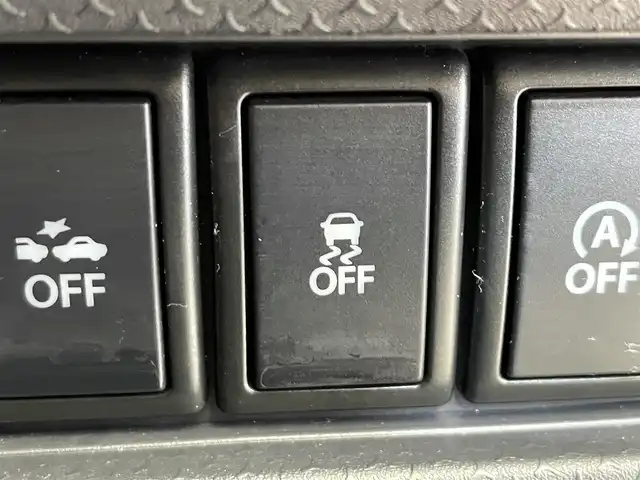 スズキ ハスラー G 岩手県 2015(平27)年 4.2万km キャンディピンクメタリック/ホワイト2トーンルーフ ４WD/レーダーブレーキサポート/横滑り防止装置/アイドリングストップ/ヒルディセントコントロール/グリップコントロール/シートヒーター/ヘッドライトレベライザー/CDオーディオ/オートエアコン/ベンチシート/助手席アンダーボックス/純正フロアマット/社外14インチアルミホイール/フォグランプ/ドアバイザー