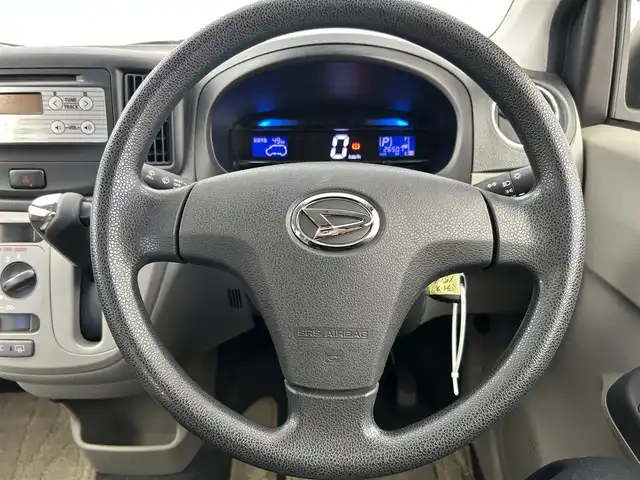 ダイハツ ミラ イース X メモリアルエディション 千葉県 2012(平24)年 2.7万km パールホワイトⅢ 禁煙車/リモコンキー/ドアバイザー/エコアイドル/純正14インチアルミホイール/電動格納ミラー/社外フロアマット