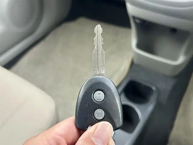 ダイハツ ミラ イース X メモリアルエディション 千葉県 2012(平24)年 2.7万km パールホワイトⅢ 禁煙車/リモコンキー/ドアバイザー/エコアイドル/純正14インチアルミホイール/電動格納ミラー/社外フロアマット