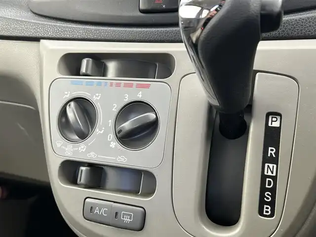 ダイハツ ミラ イース X メモリアルエディション 千葉県 2012(平24)年 2.7万km パールホワイトⅢ 禁煙車/リモコンキー/ドアバイザー/エコアイドル/純正14インチアルミホイール/電動格納ミラー/社外フロアマット