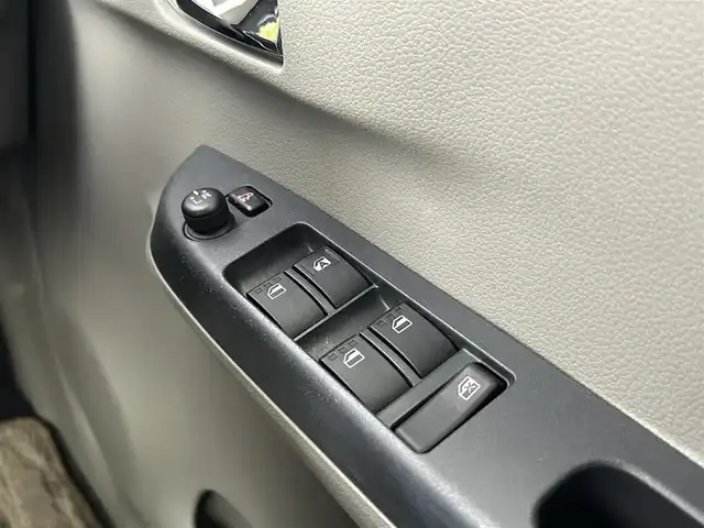 ダイハツ ミラ イース X メモリアルエディション 千葉県 2012(平24)年 2.7万km パールホワイトⅢ 禁煙車/リモコンキー/ドアバイザー/エコアイドル/純正14インチアルミホイール/電動格納ミラー/社外フロアマット