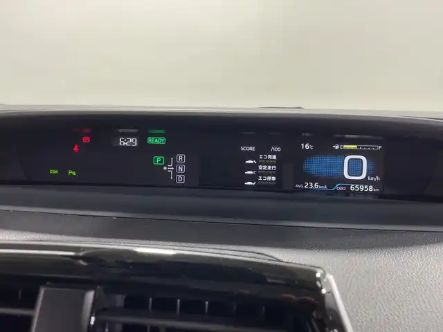 トヨタ プリウス A ツーリングセレクション 神奈川県 2019(平31)年 6.6万km アティチュードブラックマイカ 純正9インチナビ【NSZT-Y68T】/AM　FM　フルセグ　DVD　CD　SD　MSV　Bluetoorh/ビルトインETC/バックカメラ/純正前ドラレコ【DRT-H68A】/トヨタセーフティセンス/合皮シート/前席シートヒーター/ステアリングスイッチ/ACC/HUD/アドバンストパークシステム/プリクラッシュセーフティ/クリアランスソナー/インテリジェントクリアランスソナー/ふらつき検知/BSM/オートライト/オートマチックハイビーム/LEDヘッドライト/フォグランプ/純正17インチアルミ/フロアマット/スマートキー