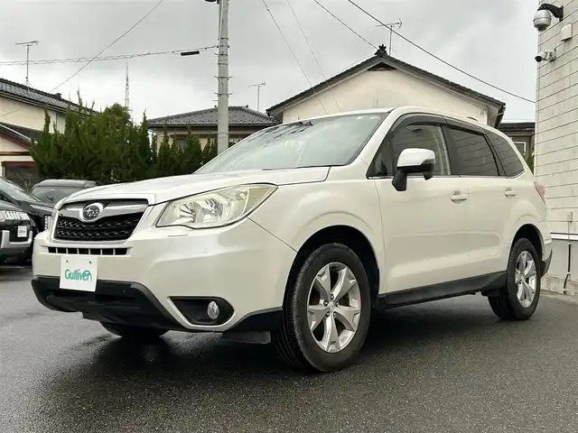 スバル フォレスター 2．0i－L アイサイト 山形県 2014(平26)年 7.1万km サテンホワイトパール ４WD/純正ナビ/FM/AM/DVD/フルセグ/Bluetooth/レーダークルーズコントロール/パドルシフト/アイドリングストップ/車線逸脱防止/衝突軽減ブレーキ/AUTOライト/フォグランプ/純正バイザー/スマートキー/シートヒーター/ETC