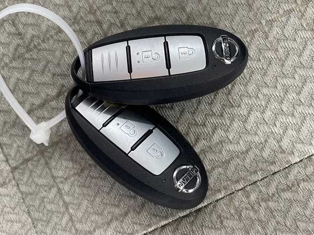日産 デイズ X 栃木県 2020(令2)年 2.8万km スパークリングレッドM 純正9インチSDナビ【MM319D-L】/ (Bluetooth/CD/DVD/フルセグテレビ/USB)/全方位カメラ/バックカメラ/衝突被害軽減システム/ドライブレコーダー【DJ4－D】/ステアリングスイッチ/純正フロアマット/純正14インチアルミホイール/アイドリングストップ/プッシュスタート/スマートキー/スペアキー/ドアバイザー
