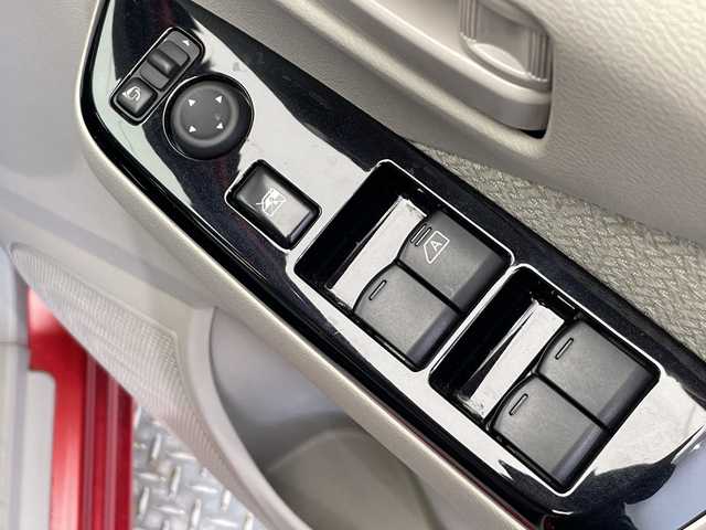 日産 デイズ X 栃木県 2020(令2)年 2.8万km スパークリングレッドM 純正9インチSDナビ【MM319D-L】/ (Bluetooth/CD/DVD/フルセグテレビ/USB)/全方位カメラ/バックカメラ/衝突被害軽減システム/ドライブレコーダー【DJ4－D】/ステアリングスイッチ/純正フロアマット/純正14インチアルミホイール/アイドリングストップ/プッシュスタート/スマートキー/スペアキー/ドアバイザー