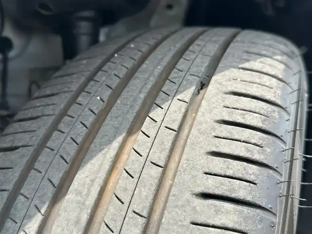 トヨタ ヤリスクロス ハイブリッド Z 宮城県 2022(令4)年 1.9万km ホワイトパールクリスタルシャイン パノラミックビューモニター/ブラインドスポットモニター/＋リアクロストラフィックオートブレーキ/＝＝＝/オーバーフェンダー/セーフティセンス/・プリクラッシュセーフティ/・レーントレーシングアシスト/・レーダークルーズコントロール/・オートマチックハイビーム/・ロードサインアシスト/先行車発進告知機能/インテリジェントクリアランスソナー/8インチディスプレイオーディオ/・ナビ機能付/・フルセグTV/・Bluetooth/・AppleCarPlay/ビルトインETC/ドライブレコーダー/ハーフレザーシート/シートヒーター/ステアリングヒーター/パワーシート/革巻きステアリング/ステアリングスイッチ/電動パーキングブレーキ/ブレーキホールド/LEDヘッドランプ/オートライト/スマートキー＆プッシュスタート/スペアキー/電動格納ミラー/純正18インチAW/純正フロアマット/純正ドアバイザー/W/サイド/カーテンエアバッグ