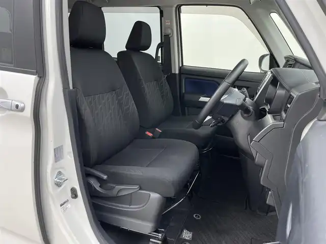 トヨタ タンク カスタムG 岡山県 2019(平31)年 4.5万km パールホワイトⅢ 両側電動スライドドア/レーダークルーズコントロール/ビルトインETC/LEDヘッドライト/衝突軽減ブレーキシステム/コーナーセンサー/バックカメラ/純正ナビ/アイドリングストップ/プッシュスタート/USB接続/Bluetooth