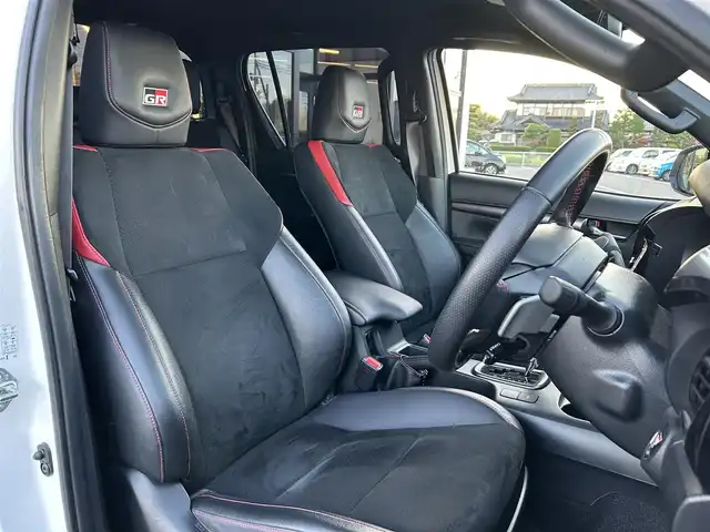 トヨタ ハイラックス Z GRスポーツ 栃木県 2022(令4)年 5万km パール プリクラッシュセーフテイー/純正9インチナビ/Bluetooth/USB/バックカメラ/ETC/前後ドライブレコーダー/黒革ハーフシート/前席シートヒーター/クルーズコントロール/スマートキー×2/プッシュスタート/LEDオートライト/LEDフォグランプ/社外17インチAW/純正AW積込/アイドリングストップ/横滑り防止装置/保証書/取説/電動格納ミラー/パドルシフト