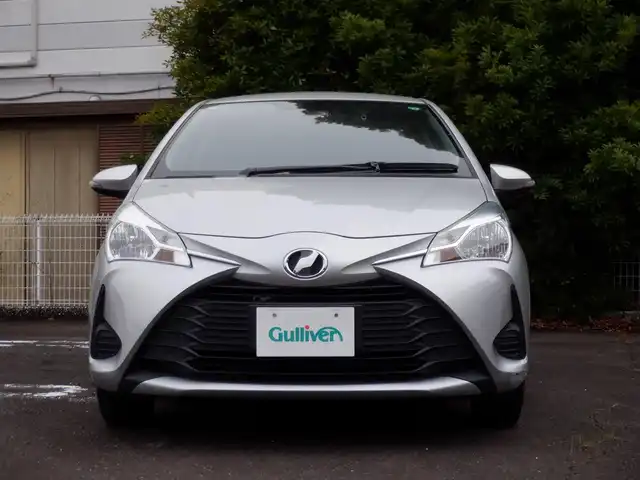 トヨタ ヴィッツ F セーフティーエディションⅡ 静岡県 2018(平30)年 6.2万km シルバーM  スマートキー/ プッシュスタート/ 純正SDナビ/ バックカメラ/ ビルトインETC/ 前後ドライブレコーダー