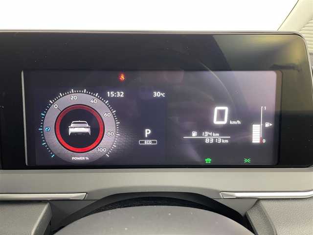 日産 ノート X 埼玉県 2023(令5)年 0.9万km ダークメタルグレー 純正ナビ　MM220D-L/(Bluetooth/HDMI/AM/FM)/地デジフルセグ/全方位カメラ/ETC/前方ドライブレコーダー/ブラインドスポットモニター/衝突軽減ブレーキ/標識認識機能/クリアランスソナー/デジタルインナーミラー/ドライブモードセレクト/電子パーキングシステム/オートブレーキホールド/ウィンカーミラー/ステアリングリモコン/純正フロアマット/純正ドアバイザー/純正16インチアルミホイール