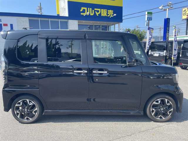 ホンダ Ｎ ＢＯＸ カスタム G L ターボ ホンダセンシング 和歌山県 2017(平29)年 8.6万km クリスタルブラックパール (株)IDOMが運営する【じしゃロン和歌山店】の自社ローン専用車両になります。こちらは現金またはオートローンご利用時の価格です。自社ローンご希望の方は別途その旨お申付け下さい/禁煙/純正9型ナビ/・Bluetooth接続/両側パワースライドドア/バックカメラ/ETC/パドルシフト/ターボ/スペアキー/コーナーセンサー