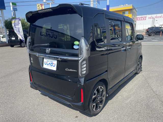 ホンダ Ｎ ＢＯＸ カスタム G L ターボ ホンダセンシング 和歌山県 2017(平29)年 8.6万km クリスタルブラックパール (株)IDOMが運営する【じしゃロン和歌山店】の自社ローン専用車両になります。こちらは現金またはオートローンご利用時の価格です。自社ローンご希望の方は別途その旨お申付け下さい/禁煙/純正9型ナビ/・Bluetooth接続/両側パワースライドドア/バックカメラ/ETC/パドルシフト/ターボ/スペアキー/コーナーセンサー
