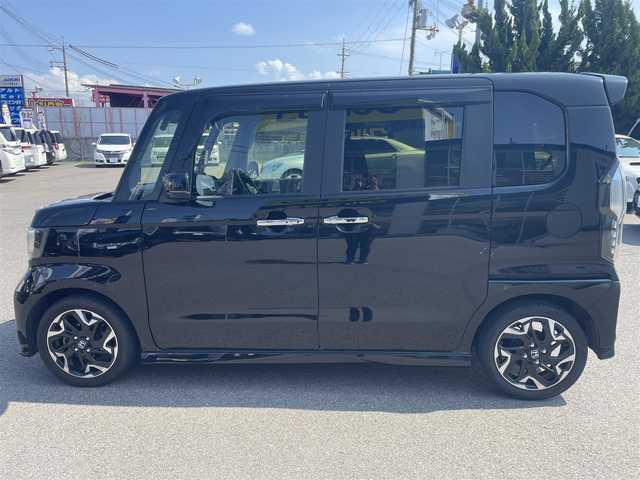 ホンダ Ｎ ＢＯＸ カスタム G L ターボ ホンダセンシング 和歌山県 2017(平29)年 8.6万km クリスタルブラックパール (株)IDOMが運営する【じしゃロン和歌山店】の自社ローン専用車両になります。こちらは現金またはオートローンご利用時の価格です。自社ローンご希望の方は別途その旨お申付け下さい/禁煙/純正9型ナビ/・Bluetooth接続/両側パワースライドドア/バックカメラ/ETC/パドルシフト/ターボ/スペアキー/コーナーセンサー