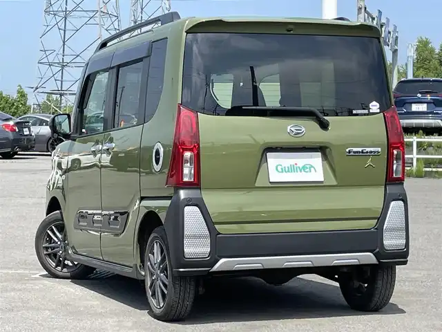 ダイハツ タント ファンクロス 道央・札幌 2022(令4)年 1.5万km フォレストカーキメタリック ４WD/純正ディスプレイオーディオ/AM/FM/BT/フルセグ/衝突被害軽減ブレーキ/横滑り防止装置/レーンキープアシスト/コーナーセンサー/バックカメラ/アイドリングストップ/PWRMODE/両側パワースライドドア/前席シートヒーター/ステアリングリモコン/電動パーキング/ブレーキホールド/プッシュスタート/スマートキー/LEDヘッドライト/オートライト/オートハイビーム/フォグランプ/ヘッドライトレベライザー/電動格納ミラー/純正フロアマット/ドアバイザー/社外AW付冬タイヤ積込/155/65/R14/2023年/山8mm