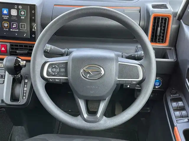 ダイハツ タント ファンクロス 道央・札幌 2022(令4)年 1.5万km フォレストカーキメタリック ４WD/純正ディスプレイオーディオ/AM/FM/BT/フルセグ/衝突被害軽減ブレーキ/横滑り防止装置/レーンキープアシスト/コーナーセンサー/バックカメラ/アイドリングストップ/PWRMODE/両側パワースライドドア/前席シートヒーター/ステアリングリモコン/電動パーキング/ブレーキホールド/プッシュスタート/スマートキー/LEDヘッドライト/オートライト/オートハイビーム/フォグランプ/ヘッドライトレベライザー/電動格納ミラー/純正フロアマット/ドアバイザー/社外AW付冬タイヤ積込/155/65/R14/2023年/山8mm