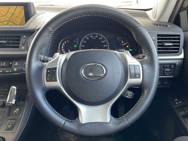 レクサス ＣＴ 200h バージョンC 京都府 2011(平23)年 9.5万km フレアイエローマイカメタリック 純正HDDナビ/バックカメラ/ワンセグテレビ/ウィンカーミラー/ETC(ビルトイン)/ドライブレコーダー/  (GL-05AP)/フォグランプ/社外AW/  (スタッドレスタイヤ)/純正AW/  (サマータイヤ)タイヤセット積み込み/クルーズコントロール/スマートキー/カードキー/シートヒーター/ワンセグTV/パドルシフト/コーナーセンサー/プッシュスタート