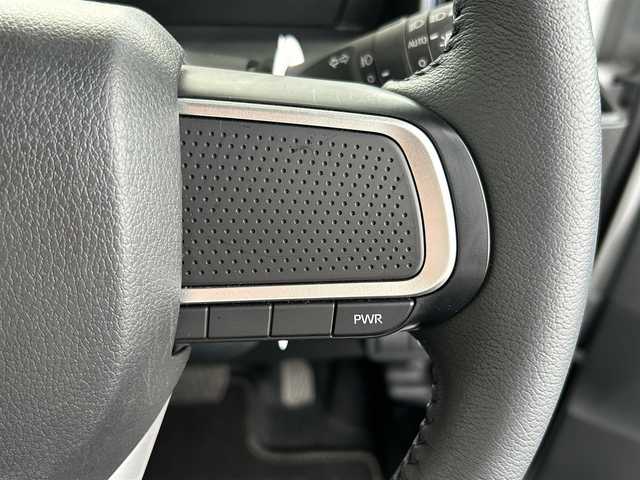 ダイハツ タント カスタム RS 奈良県 2023(令5)年 0.6万km シャイニングホワイトパール ワンオーナー/シートヒーター/ハーフレザー/ドラレコ/ビルドインETC/両側パワースライド/オートライト/LEDライト/フルセグTV/アイドリングストップ/バックカメラ/コーナーセンサー/純正ナビ/取扱説明書/保証書