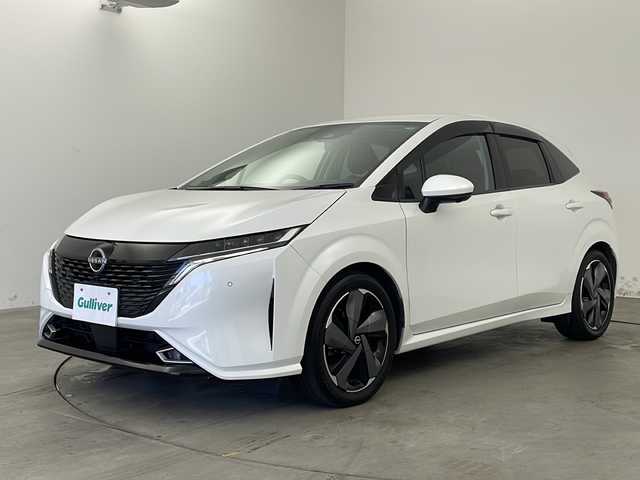 日産 オーラ G 兵庫県 2021(令3)年 3.9万km ピュアホワイトパール ワンオーナー車/純正ナビ(フルセグ/BT/DVD/CD)/アラウンドビューモニター/エマージェンシーブレーキ/車線逸脱警報システム/後車両検知警報システム/標識検知システム/AHB/ステアリングスイッチ/前席シートヒーター/ステアリングヒーター/ハーフレザーシート/スマートルームミラー/ナビ連動ドラレコ/LEDヘッドライト/オートライト/電子パーキング/オートホールド
