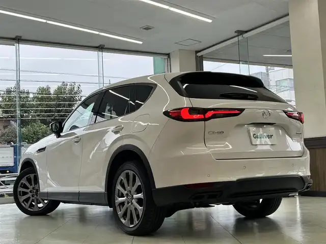 マツダ ＣＸ－６０ 25S Lパッケージ 東京都 2025(令7)年 0.2万km ロジウムホワイトプレミアムメタリック 外部検査済み/純正ナビ/フルセグTV/Bluetoothオーディオ/全方位カメラ/ETC/前後ドライブレコーダー/レザーシート(グレージュ)/前席パワーシート／全席シートヒーター/LEDヘッドランプ/前後コーナーセンサー/純正20インチAW/スマートキー×2/保証書/取扱説明書