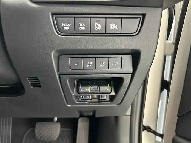 マツダ ＣＸ－６０ 25S Lパッケージ 東京都 2025(令7)年 0.2万km ロジウムホワイトプレミアムメタリック 外部検査済み/純正ナビ/フルセグTV/Bluetoothオーディオ/全方位カメラ/ETC/前後ドライブレコーダー/レザーシート(グレージュ)/前席パワーシート／全席シートヒーター/LEDヘッドランプ/前後コーナーセンサー/純正20インチAW/スマートキー×2/保証書/取扱説明書