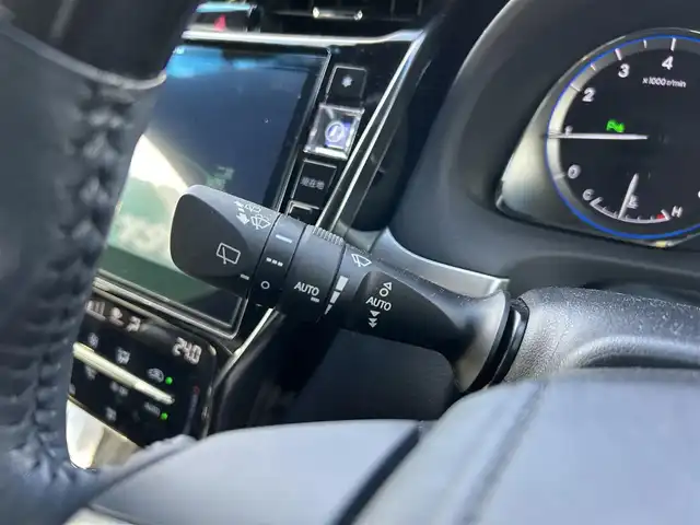 トヨタ ハリアー プレミアム 岡山県 2019(令1)年 2.4万km ブラック ALPINE10インチナビ　EX10Z/フルセグTV、CD、DVD、AM、FM、/Bluetooth、HDMI/バックカメラ/モデリスタエアロ/パワーバックドア/TVキャンセラー/前後ドライブレコーダー　DC-DR652/ハーフレザーシート/レーダークルーズコントロール/トヨタセーフティセンス/・レーントレーシングアシスト/・プリクラッシュセーフティ/・インテリジェントクリアランスソナー/・クリアランスソナー