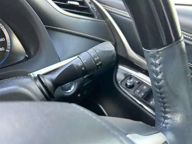 トヨタ ハリアー プレミアム 岡山県 2019(令1)年 2.4万km ブラック ALPINE10インチナビ　EX10Z/フルセグTV、CD、DVD、AM、FM、/Bluetooth、HDMI/バックカメラ/モデリスタエアロ/パワーバックドア/TVキャンセラー/前後ドライブレコーダー　DC-DR652/ハーフレザーシート/レーダークルーズコントロール/トヨタセーフティセンス/・レーントレーシングアシスト/・プリクラッシュセーフティ/・インテリジェントクリアランスソナー/・クリアランスソナー