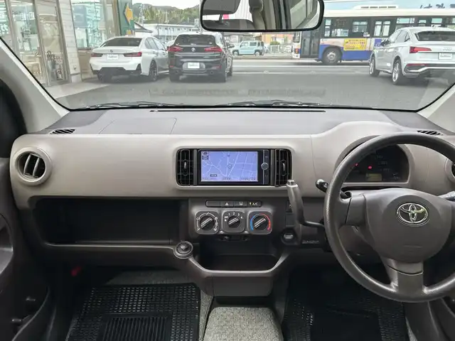 トヨタ パッソ X Lパッケージ 茨城県 2015(平27)年 7.5万km ブライトシルバーM 盗難防止システム/アイドリングストップ/純正モニター/Bluetooth/フルセグ/SDナビ/DVD再生可能/純正フロアマット/Wエアバック