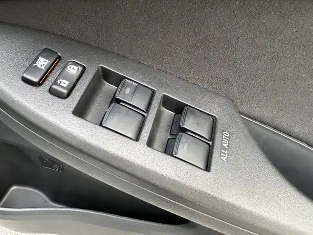 トヨタ カローラ フィールダー X スペシャルエディション 埼玉県 2008(平20)年 3.3万km ホワイトパールクリスタルシャイン 純正DVDナビ　（NDDN-W58）/　ワンセグTV/CD/DVD/AUX/純正ETC/スペアキー/純正フロアマット/取扱説明書/保証書