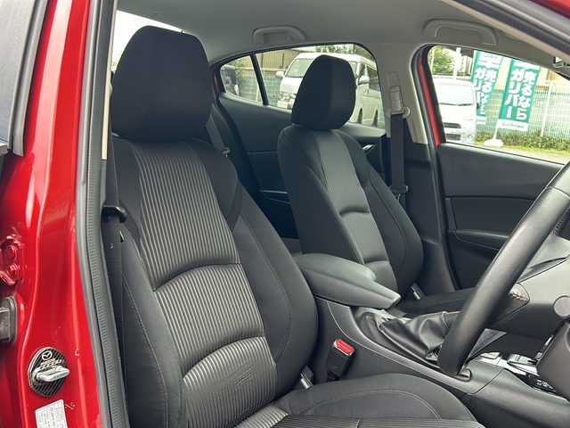 マツダ アクセラ ハイブリッド S 愛知県 2015(平27)年 8万km ソウルレッドプレミアムメタリック 登録時走行距離79864km/純正マツダコネクト7インチメモリナビ/（Bluetooth/フルセグTV/DVD）/バックカメラ/社外コーナーセンサー/DVDプレイヤー/リアビークルモニタ/アイアクティブセンス/スマートシティブレーキ/誤発進抑制機能/オートマチックハイビーム/アダブティブフロントライティングシステム/クルーズコントロール/ヘッドアップディスプレイ/ステアリングスイッチ/マルチインフォメーションディスプレイ/スマートキー/純正フロアマット/取説/保証書