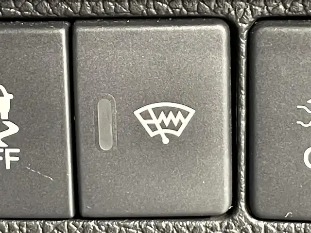 ホンダ フリード ハイブリット EX 愛知県 2017(平29)年 4.5万km プレミアムディープロッソパール 純正ギャザズナビ（VXM-185VFi）/（Bluetooth/FM/AM/フルセグTV/SD)/ホンダセンシング　/　　-衝突軽減ブレーキ　/　　-車線維持支援システム/　　-アダプティブクルーズコントロール/　　-標識認識機能/　　-路線逸脱警報/両側パワースライドドア　/ビルトインＥＴＣ　/シートヒーター　/ＬＥＤヘッドライト　/バックカメラ　/ドライブレコーダー　/後席サンバイザー　/純正フロアマット　/フォグランプ