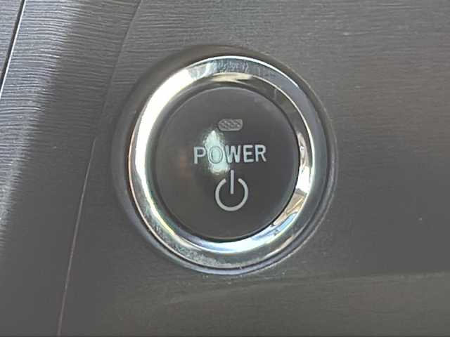 トヨタ プリウス S 静岡県 2009(平21)年 13.4万km シルバー