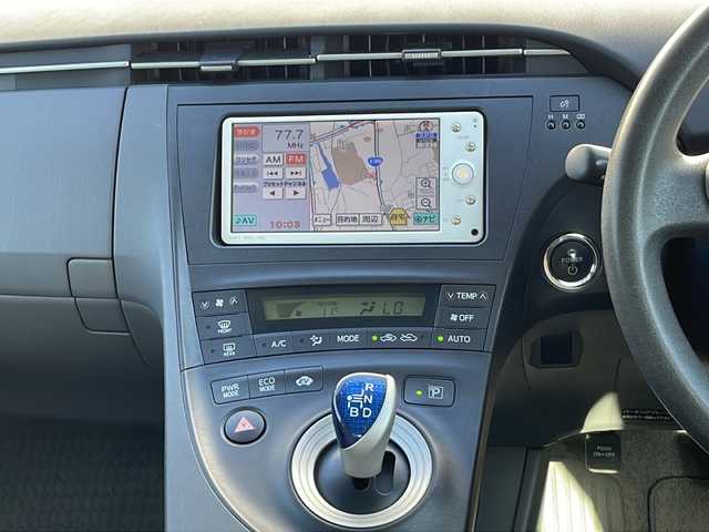 トヨタ プリウス S 静岡県 2009(平21)年 13.4万km シルバー