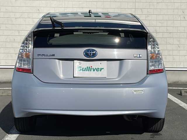 トヨタ プリウス S 静岡県 2009(平21)年 13.4万km シルバー